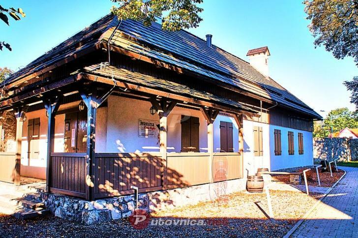 Studio Apartman Centar Ogulin Exterior photo